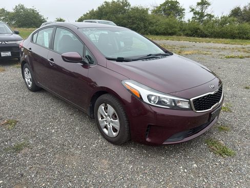 Used 2017 Kia Forte LX w/ LX Popular Package FWD image 6