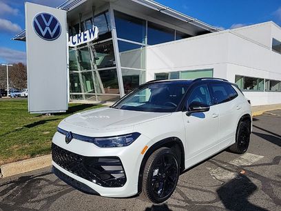 New 2026 Volkswagen Tiguan SE R-Line