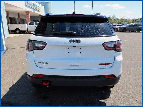Used 2023 Jeep Compass Trailhawk w/ Trailhawk Elite Group AWD/4WD image 6