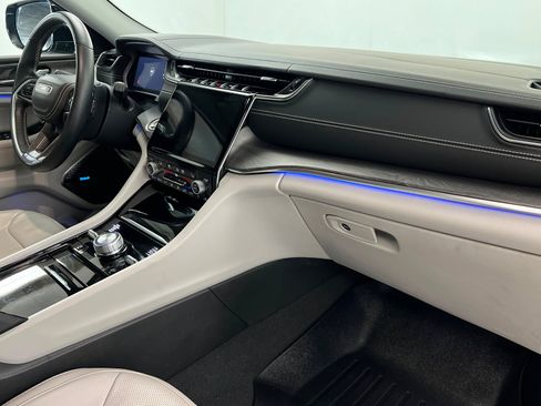 Used 2022 Jeep Grand Cherokee L Overland image 26