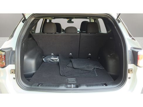Used 2023 Jeep Compass Sport AWD/4WD image 17