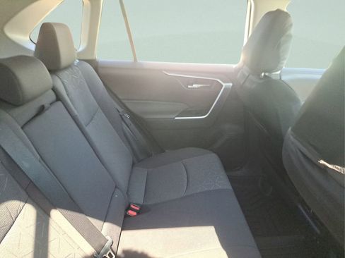 Certified 2021 Toyota RAV4 XLE w/ Convenience Package image 6