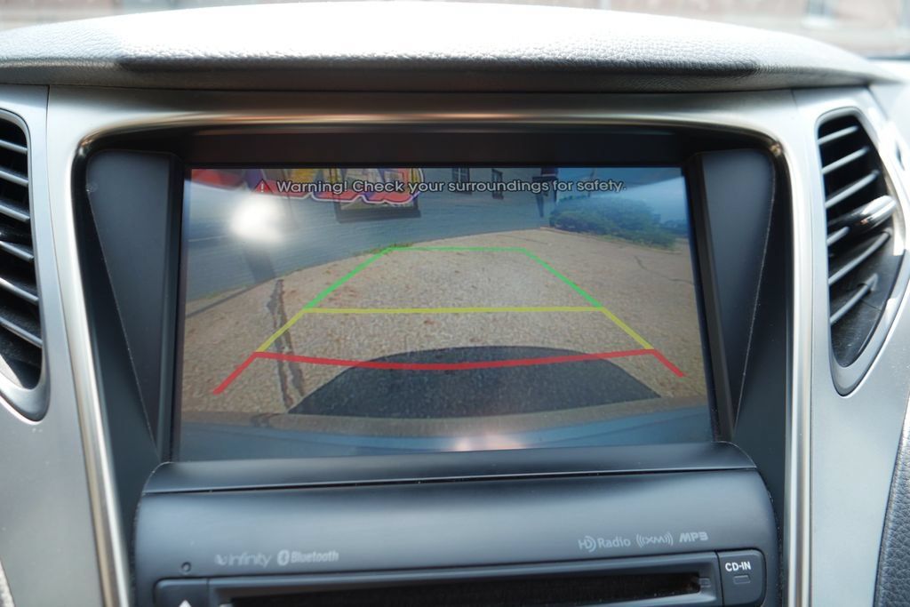 Used 2014 Hyundai Azera Limited w/ Option Group 02 FWD image 18