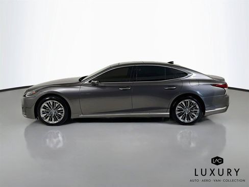 Used 2018 Lexus LS 500 AWD w/ Luxury Package image 9