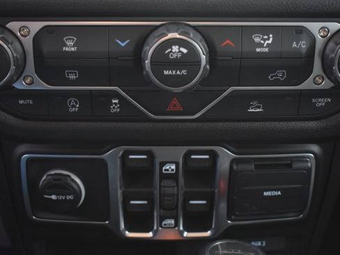 New 2026 Jeep Gladiator Sport image 23