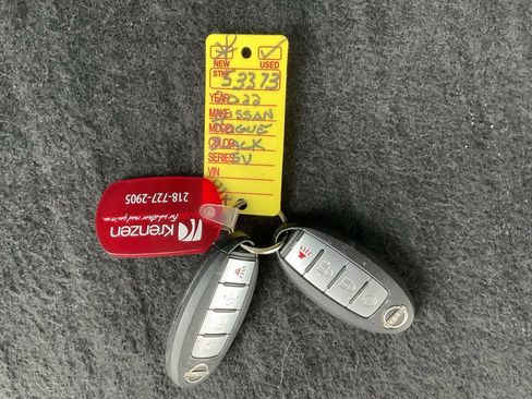 Used 2022 Nissan Rogue SV image 22