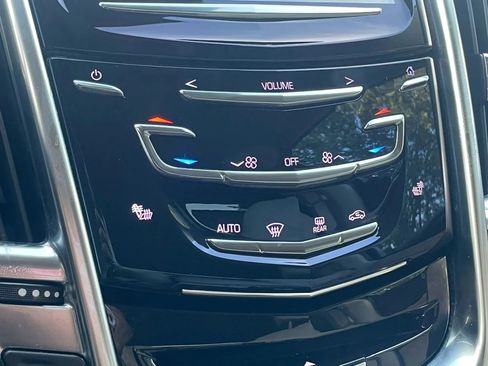 Used 2015 Cadillac SRX Luxury w/ Trailering Package AWD/4WD image 28