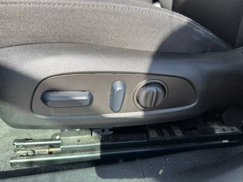 Used 2025 Chevrolet Malibu LT FWD image 14