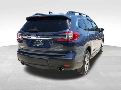 Used 2025 Subaru Ascent Premium AWD/4WD image 3