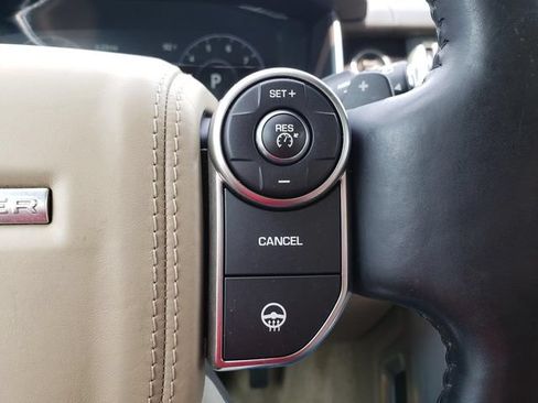 Used 2017 Land Rover Range Rover HSE AWD/4WD image 26