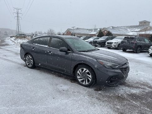 Used 2023 Subaru Legacy Limited image 8