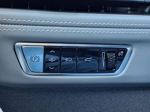 New 2025 Cadillac Escalade IQ Luxury 1 w/ Smart Trailering package image 15