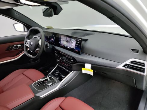 New 2026 BMW 330i Sedan w/ Convenience Package image 27