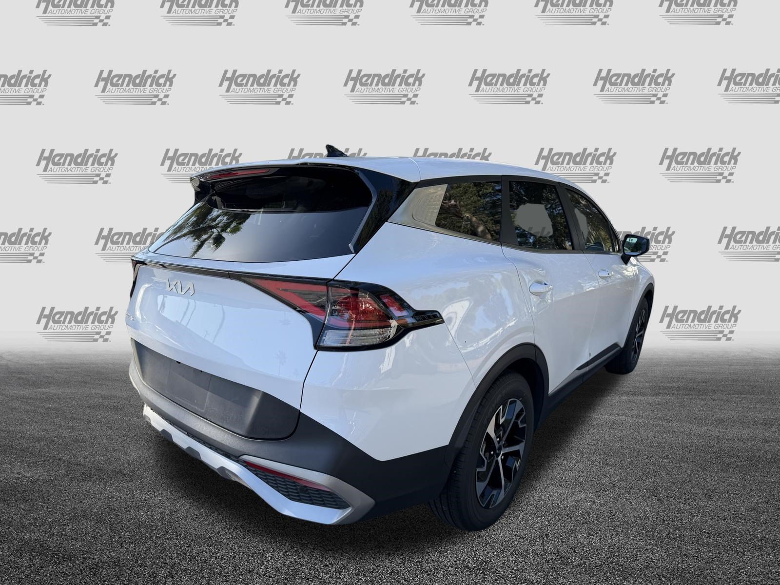 Used 2023 Kia Sportage EX FWD image 9
