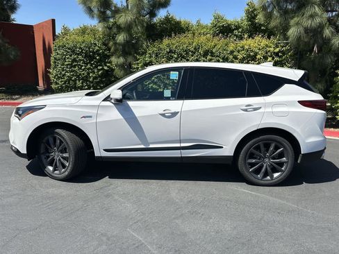 New 2025 Acura RDX A-Spec image 3