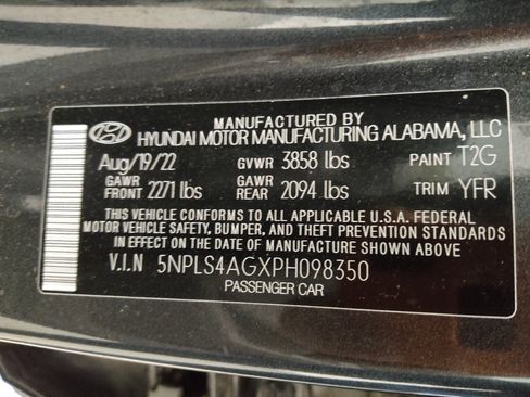 Used 2023 Hyundai Elantra SEL w/ Convenience Package image 33