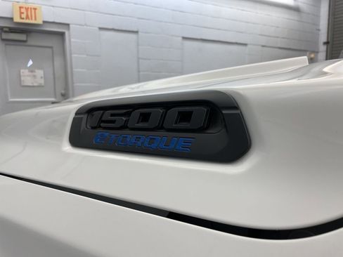 New 2026 RAM 1500 Express image 9