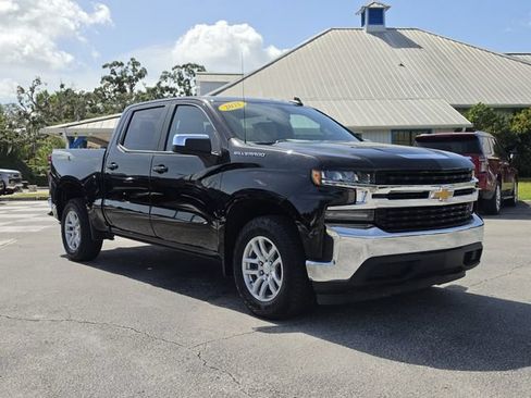 Used 2021 Chevrolet Silverado 1500 LT RWD image 2