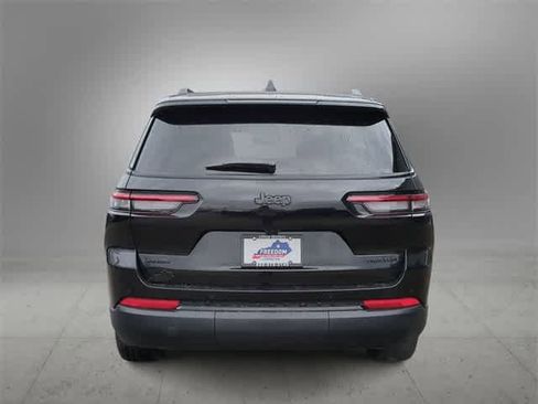 New 2025 Jeep Grand Cherokee L Limited image 7