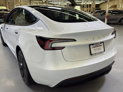 Used 2025 Tesla Model 3 Long Range RWD image 10