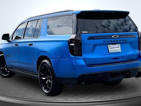 Used 2022 Chevrolet Suburban Premier image 4
