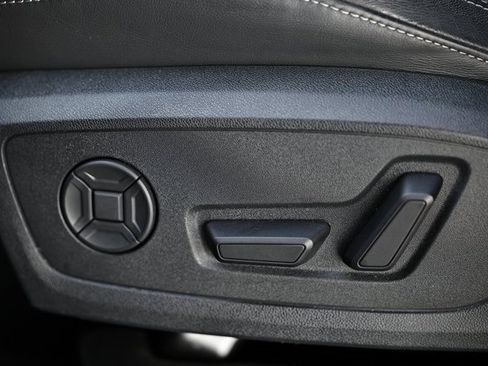 Certified 2025 Audi Q3 2.0T Premium w/ Convenience Package image 22