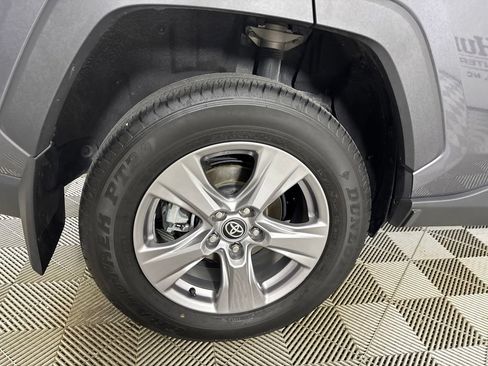 Used 2025 Toyota RAV4 XLE w/ Convenience Package FWD image 31