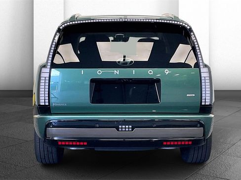 New 2026 Hyundai Ioniq 9 Calligraphy image 4