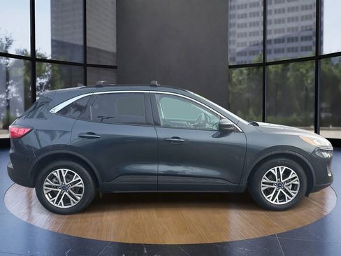 Certified 2022 Ford Escape SEL image 2