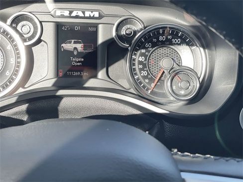 Used 2019 RAM 1500 Big Horn image 12
