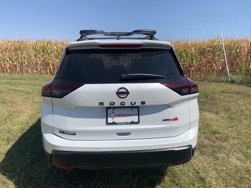 New 2026 Nissan Rogue SV w/ Rock Creek Premium Package image 6