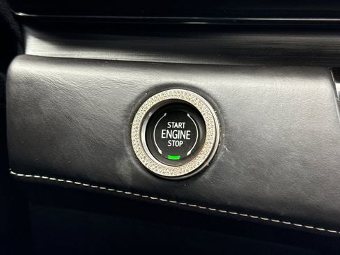 Used 2022 Cadillac Escalade ESV Sport Platinum image 26