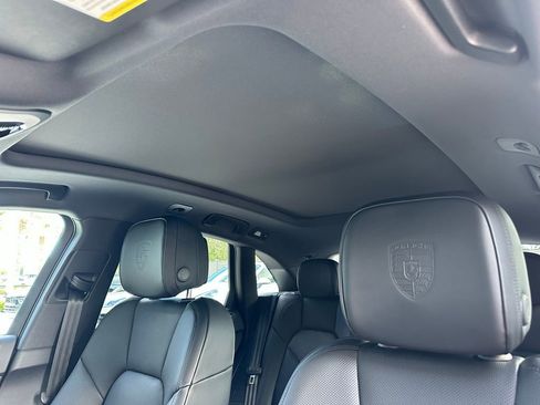 Used 2026 Porsche Macan image 23