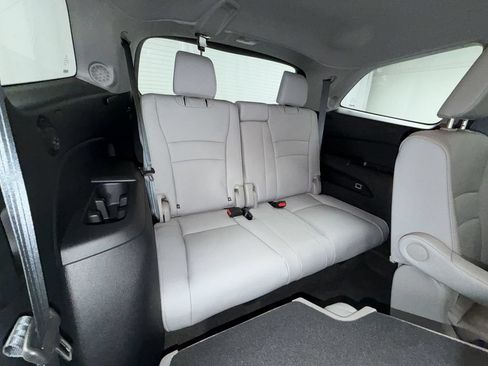 Used 2020 Honda Pilot Touring image 18