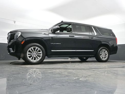 Used 2023 GMC Yukon XL SLT image 45