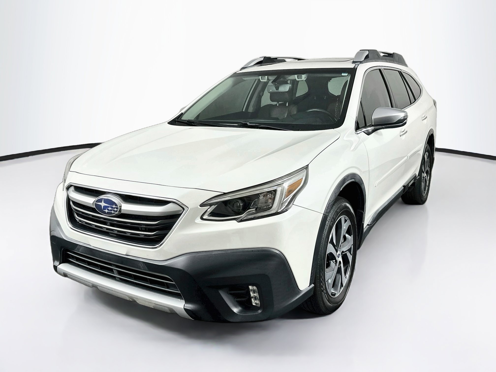 Used 2020 Subaru Outback Touring XT AWD/4WD image 3
