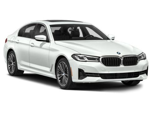 Used 2022 BMW 540i w/ M Sport Package RWD image 9