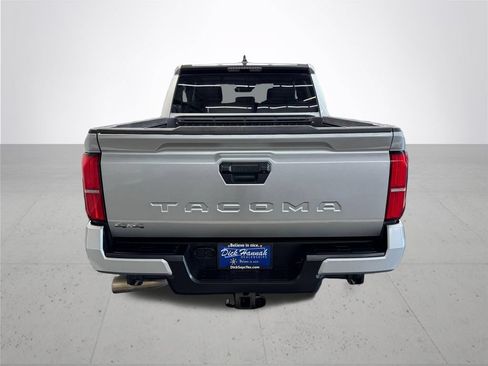 Used 2024 Toyota Tacoma SR5 AWD/4WD image 5
