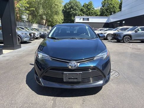 Used 2019 Toyota Corolla LE FWD image 3