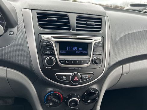 Used 2016 Hyundai Accent SE w/ Option Group 02 image 17