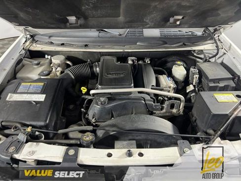 Used 2005 Chevrolet TrailBlazer LT AWD/4WD image 4