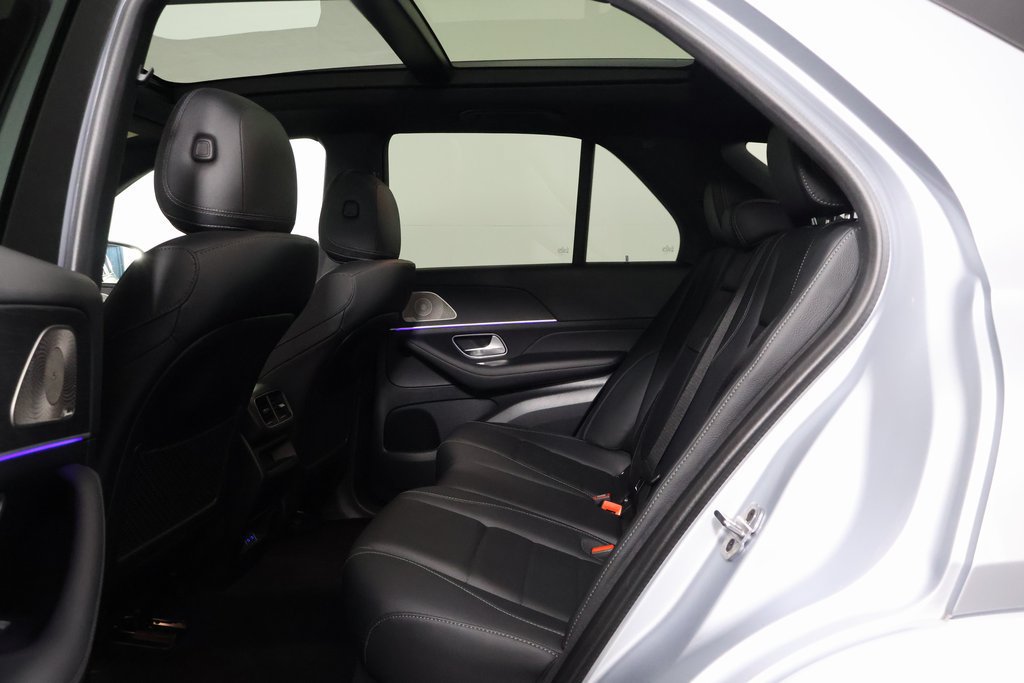 Used 2025 Mercedes-Benz GLE 450e 4MATIC image 11