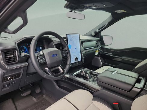 New 2025 Ford F150 Lightning Platinum image 26