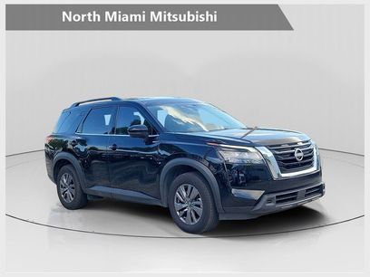 Used 2024 Nissan Pathfinder SV