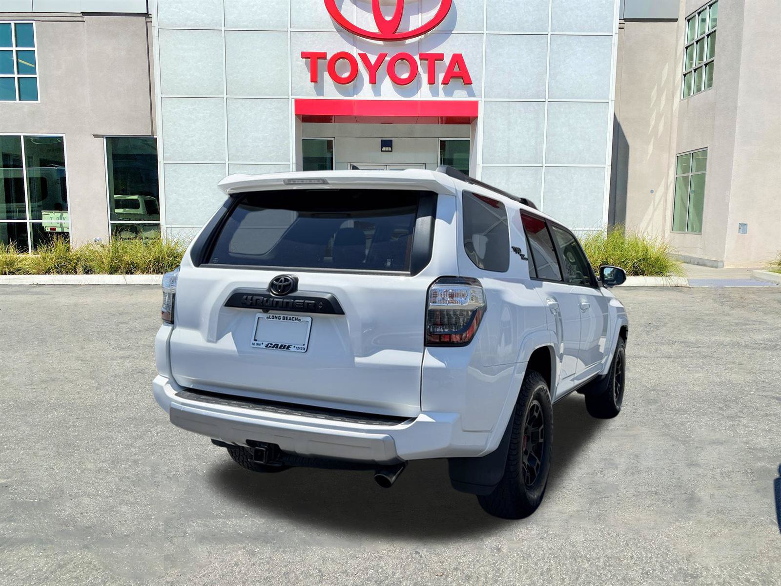 Used 2024 Toyota 4Runner TRD Off-Road Premium w/ TRD Black Wheel Package (TMS) AWD/4WD image 8