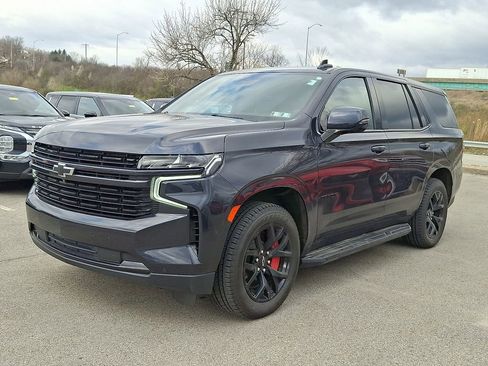 Used 2023 Chevrolet Tahoe RST w/ RST Performance Edition AWD/4WD image 3