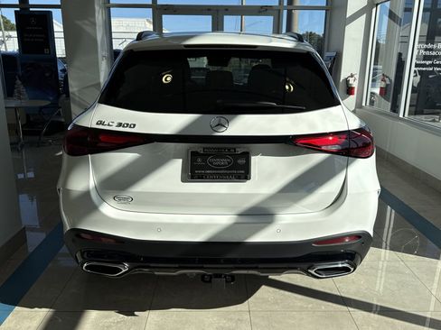 New 2026 Mercedes-Benz GLC 300 image 4