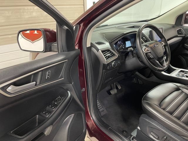 Used 2022 Ford Edge SEL w/ Convenience Package AWD/4WD image 10