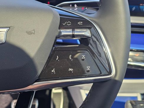 New 2026 Cadillac Optiq Luxury 2 AWD/4WD image 25