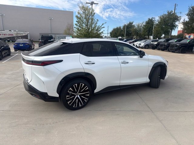 Used 2024 Lexus RZ 450e Premium w/ Accessory Package (2T) AWD/4WD image 3